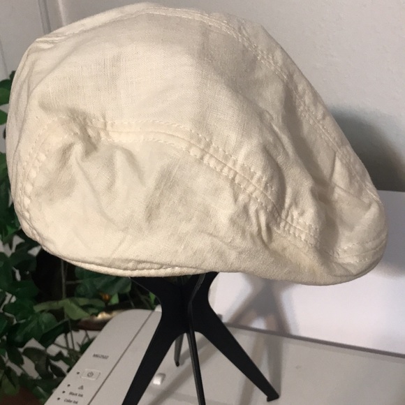 Off White Linen Cap🎈. S/M - Picture 1 of 3